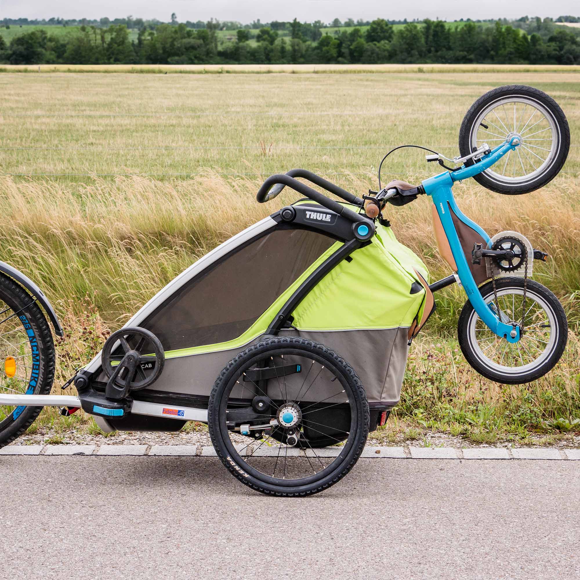 Universal Fahrrad Laufrad Halterung Fahrradträger Halter Adapter für Thule Chariot Anhänger
